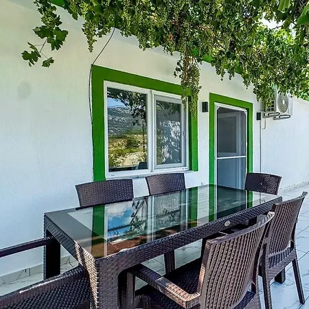 Doga Icerisinde Apartment *